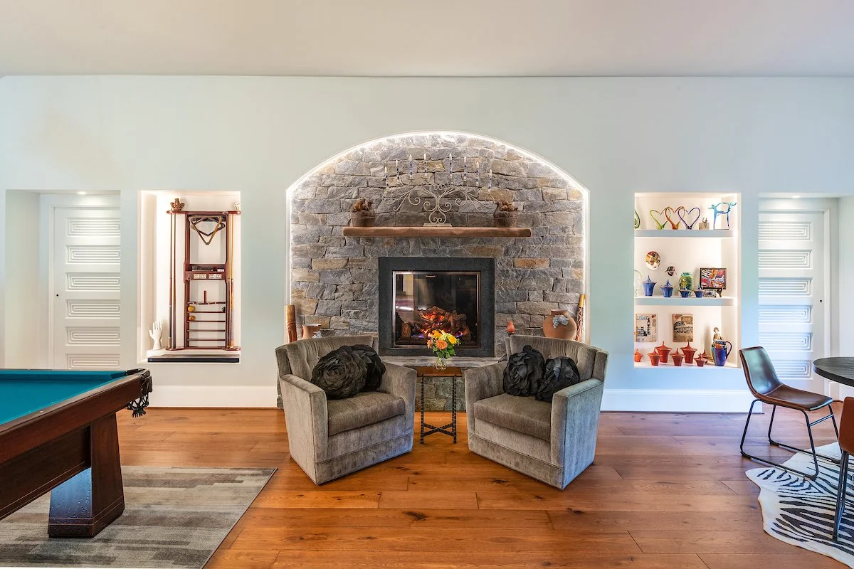 Contemporary Entertainer's Haven