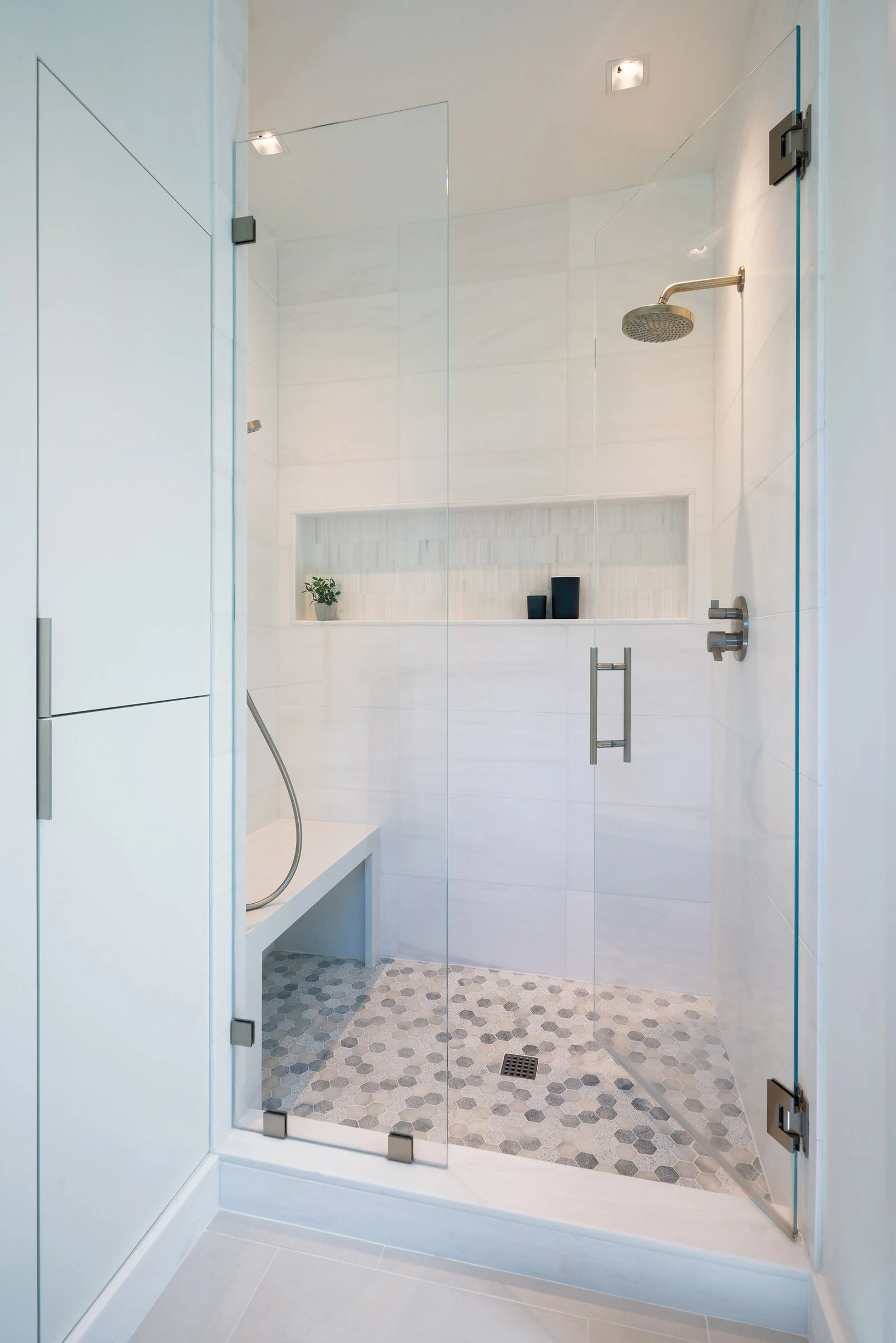 BathOver200_CustomKitchens_After (5).jpg