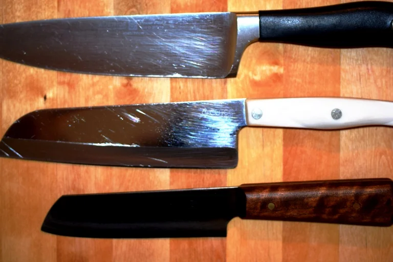 What is a Sankotu knife and how do I use it?