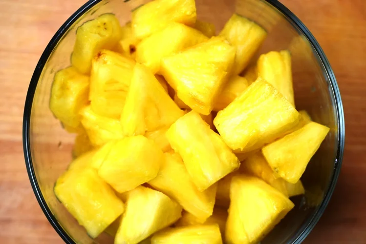 Quick Pineapple Preparation