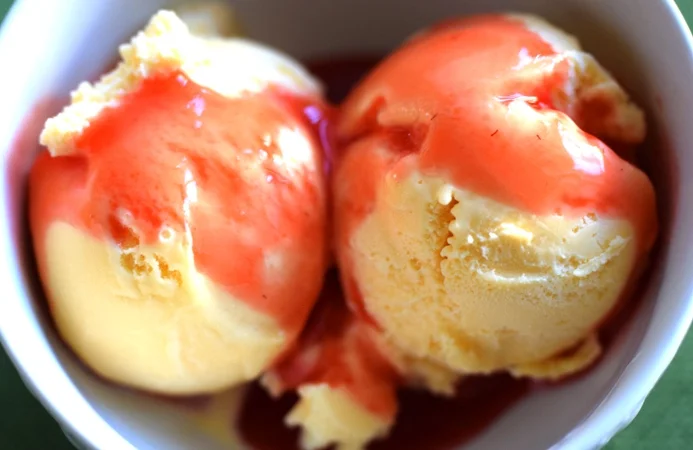 Easy Strawberry Sauce