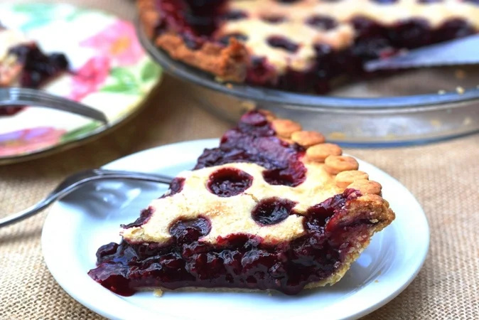Berry Explosion Pie