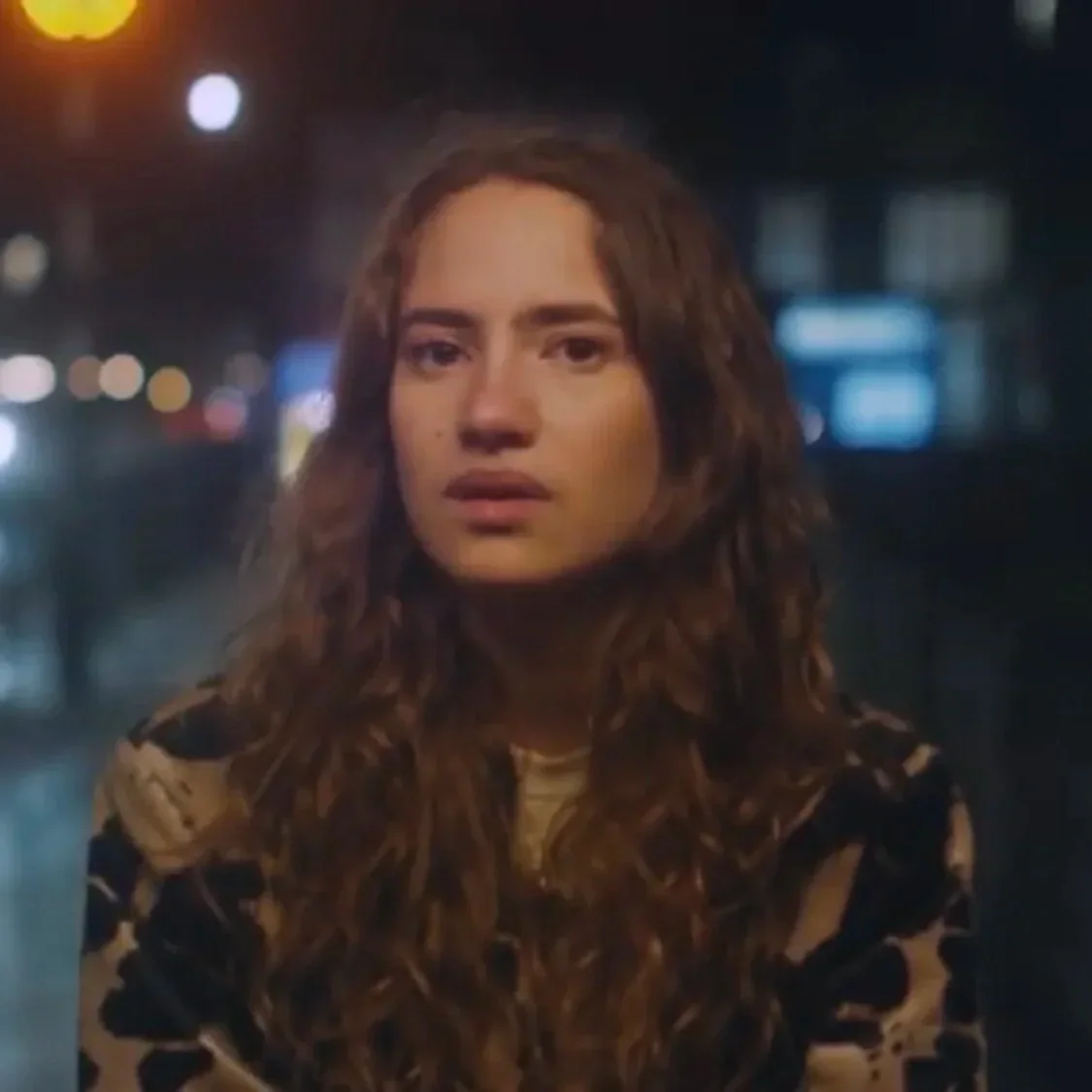 delilah montagu gold.webp