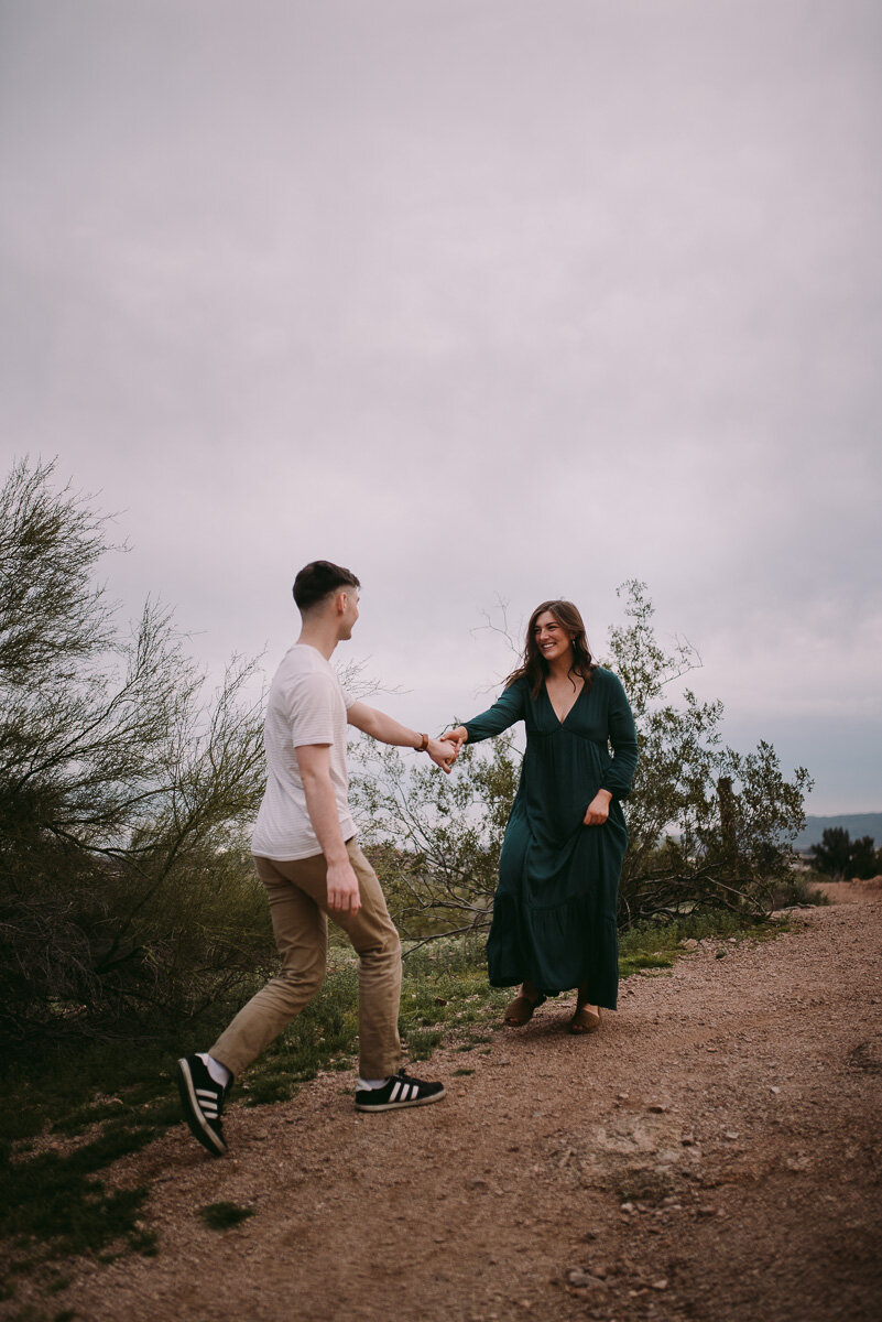 PapagoParkEngagementSession_PhoenixEngagementPhotographer_SamanthaRosePhotography_-6.jpg