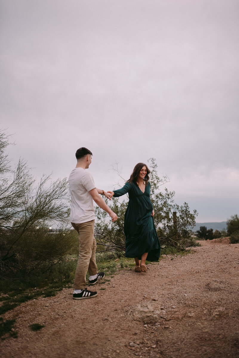 PapagoParkEngagementSession_PhoenixEngagementPhotographer_SamanthaRosePhotography_-7.jpg