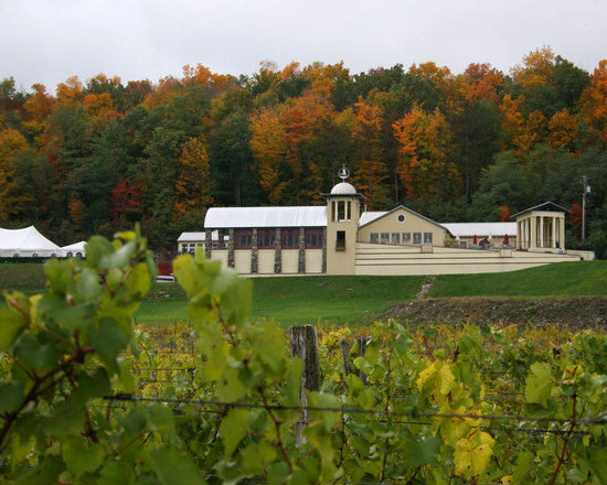 Heron Hill Winery outdoor venue