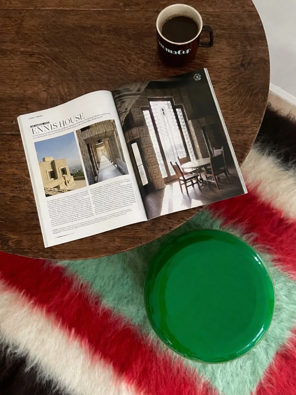 The Connie is an incredible rug of intense blocks of colour with a brushed shag finish. Make a bold statement by hanging on the wall, seen styled at the photo shoot @studio.and.store, pics by @clairebingham_design. Equally working as a throw over a s