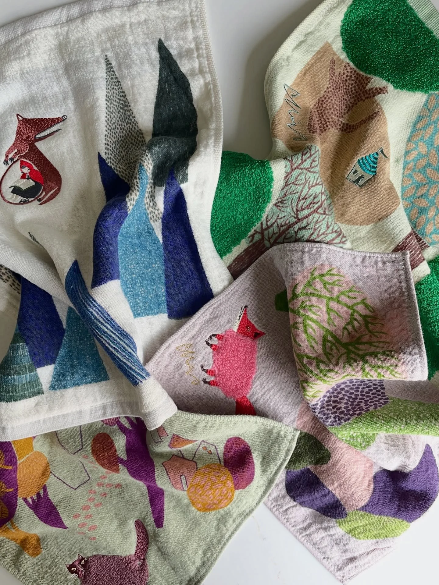 We&rsquo;ve had a nice little restock of @morita.miw cloths.
Available online and @alt.markettraders @altymarket 
.
.
.
.
#japanesetextiles #japanesecloths #supportindependentbusiness #uniquegiftshop