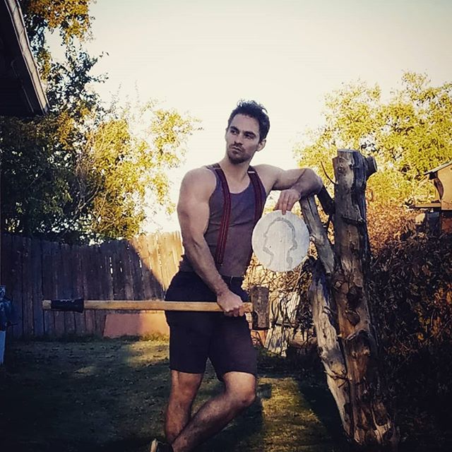 I'm a Quarter Pounder...and ripped my shorts. Happy Halloween? .
.
.
.
#costume #halloweencostume #halloween #quarterpounder @mcdonalds #burger #pun #punny #funny #joke #humor #jokes #ha #haha #hahaha #love #laugh #laughter #gains #gainz #partytime #