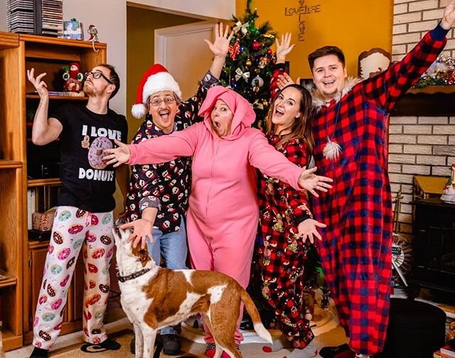 What a good-looking crew of goofs. 
Huge thank you and #merrychristmas to the incredible @patrickbeare for these wonderful pictures.
.
.
.
#family #fam #christmas #christmastime #familytime #familyportrait #tistheseason #pjs #familyphotography #pajam