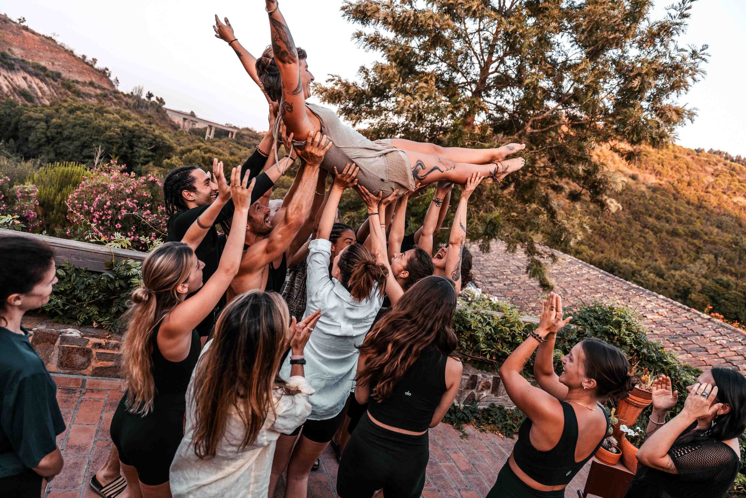 YOGA RETREAT ACRO ACROYOGA INSTRUCTORS WEEK LONG 6.jpg