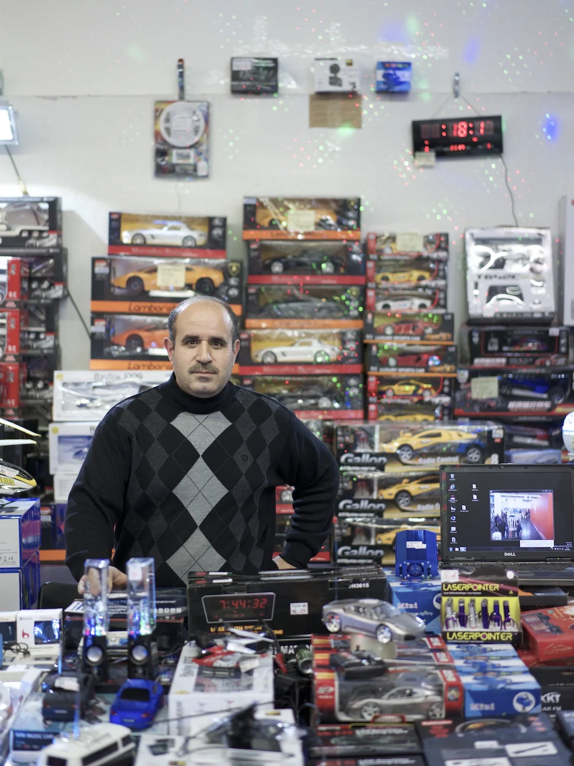 Der Verkäufer, Essen