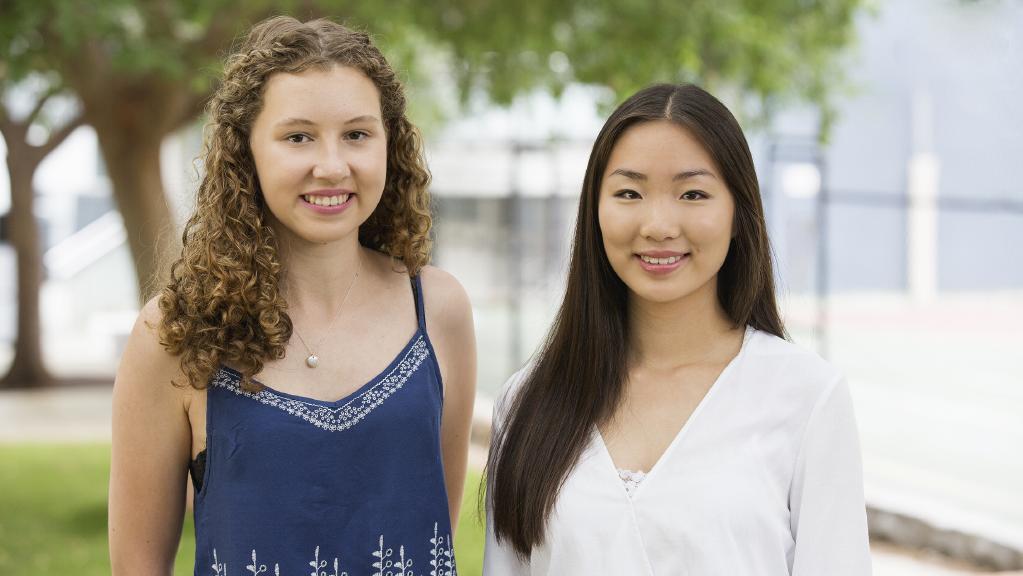 Charlie Rodgers and Lori Zhou both received outstanding IB results. Picture: Scott Cameron