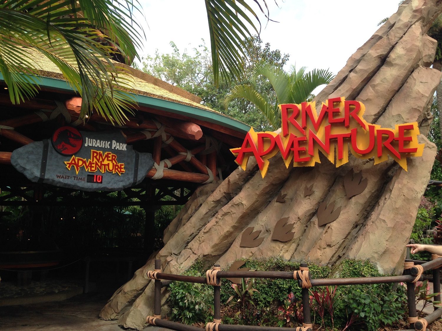 Guia Completo da Jurassic Park River Adventure no Universal Islands of  Adventure