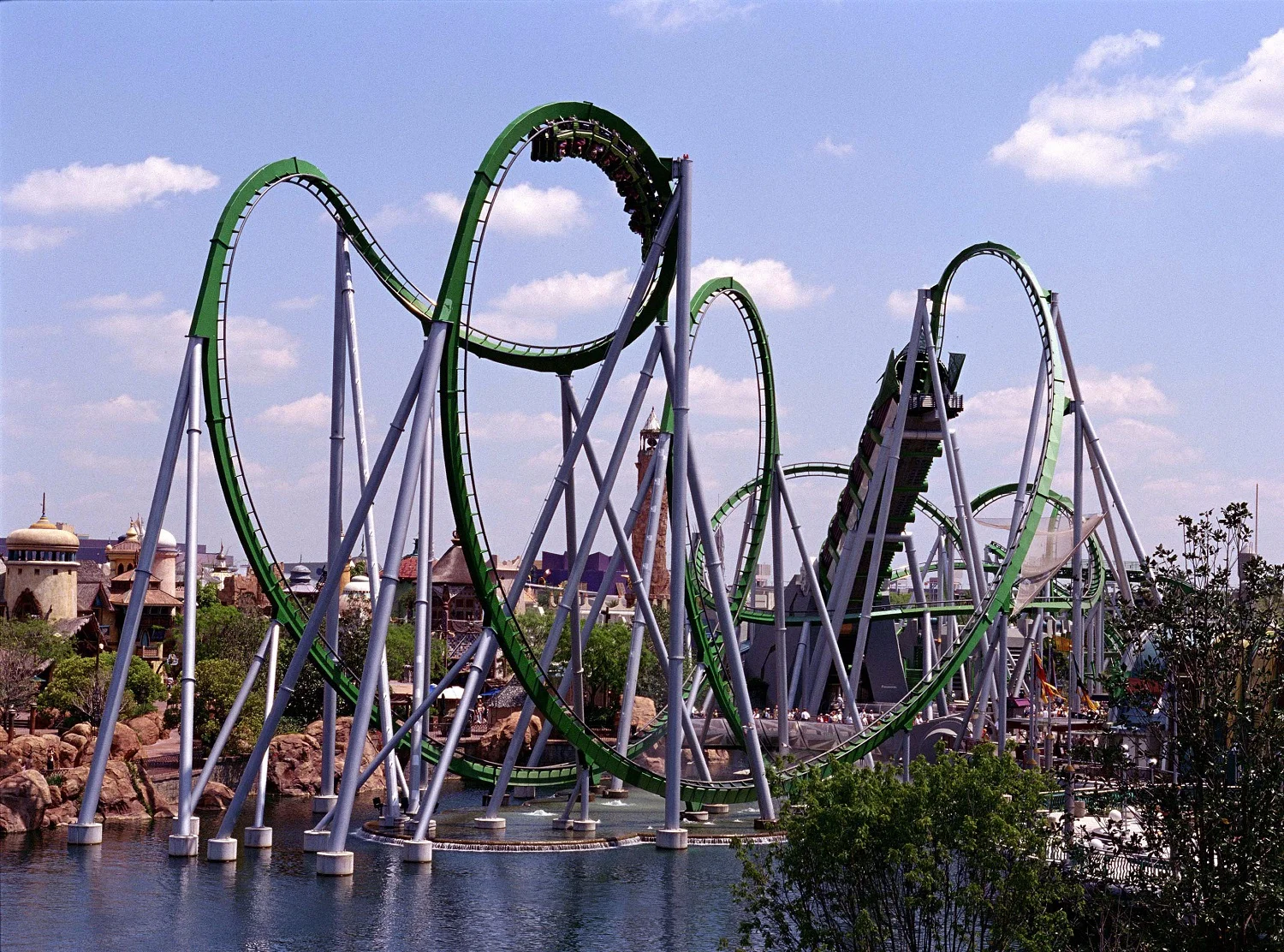 The Incredible Hulk Coaster. Image credit: Universal Orlando Resort.