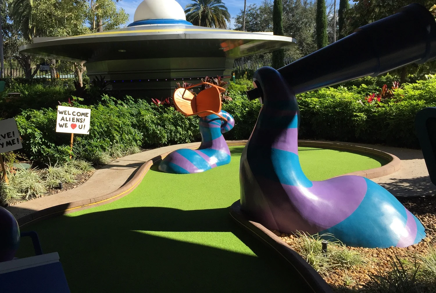 Alien Landing Spot at Hollywood Drive In Golf