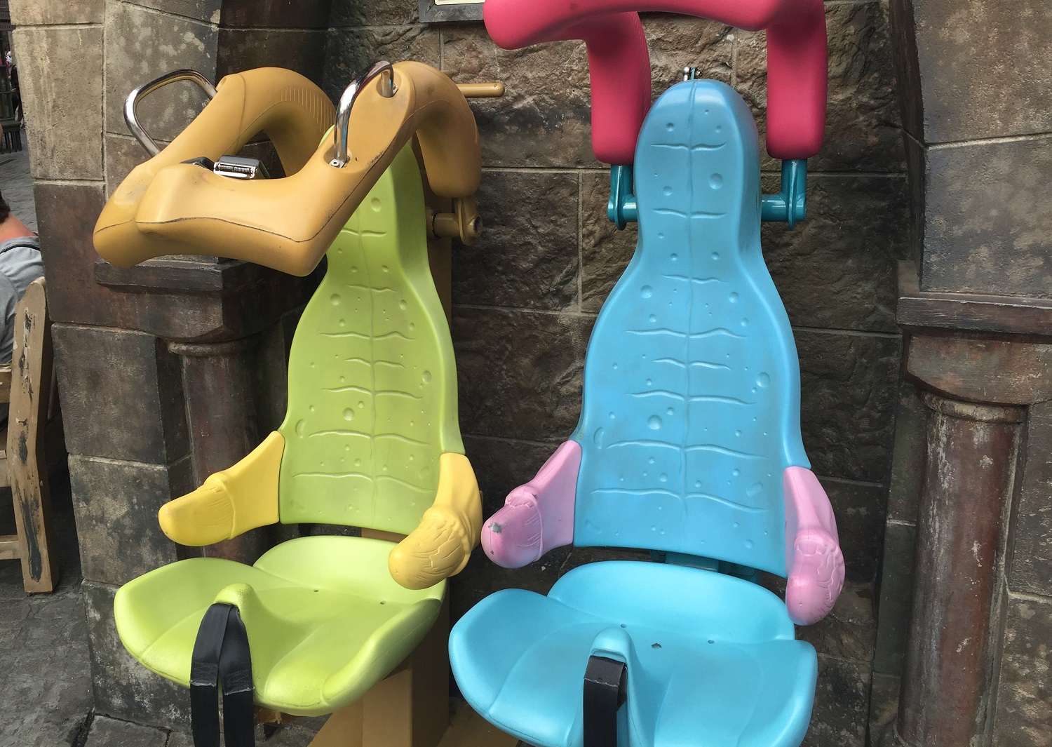 Test Seat Outside Dragon Challenge