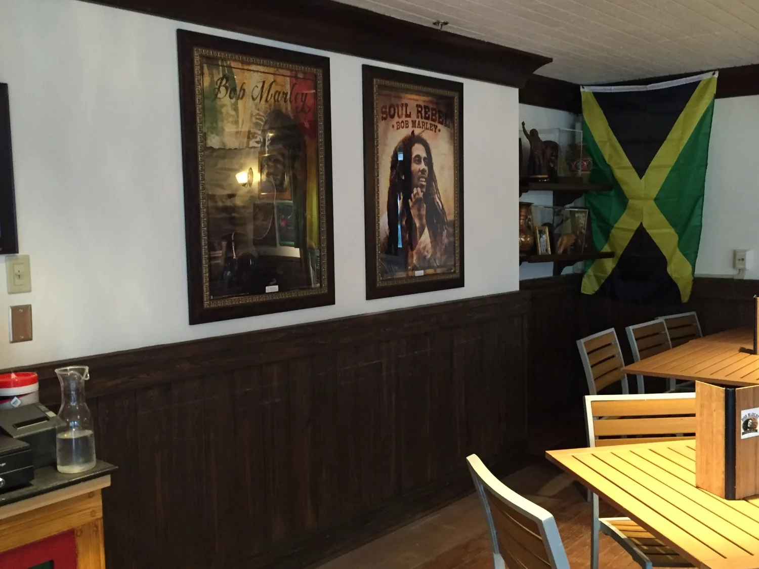 Bob Marley - A Tribute to Freedom in Universal CityWalk Orlando — UO