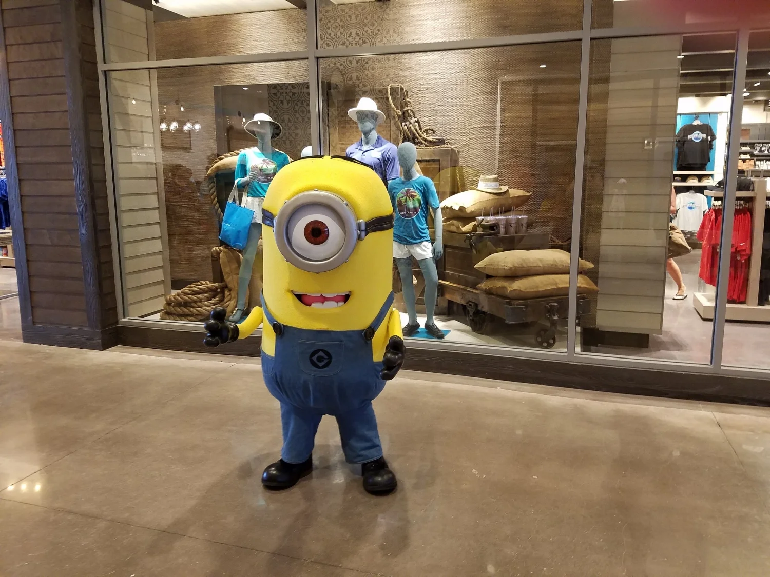 Minion at Loews Sapphire Falls Resort