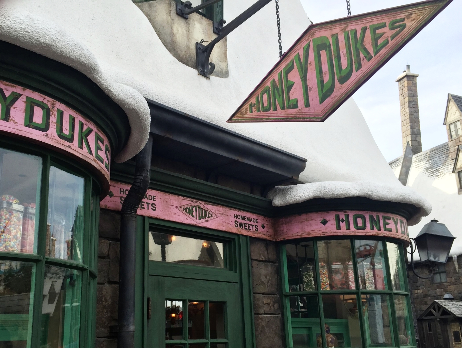 Wizarding World of Harry Potter Honeydukes Exploding Bonbons Orange  Pineapple