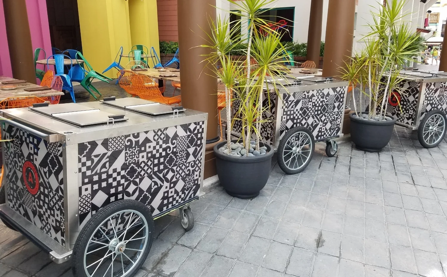 Drink carts in front of Antojitos.