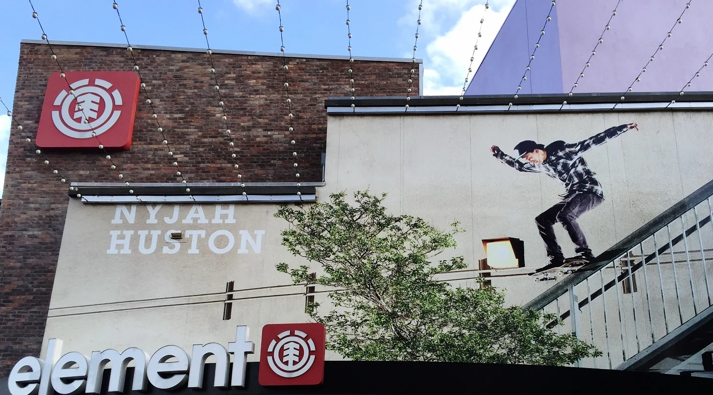 Element store in Universal CityWalk Orlando.