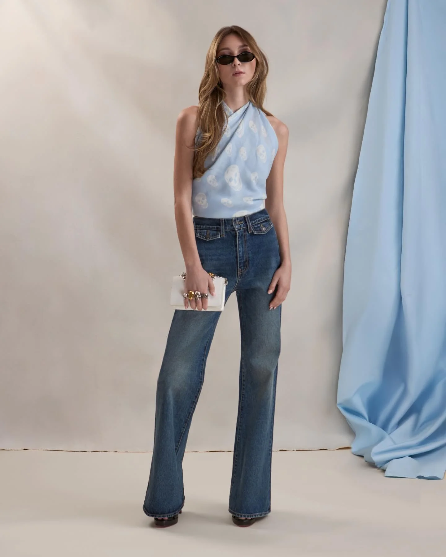 Happy Friday! Treat yourself to something new today 💙