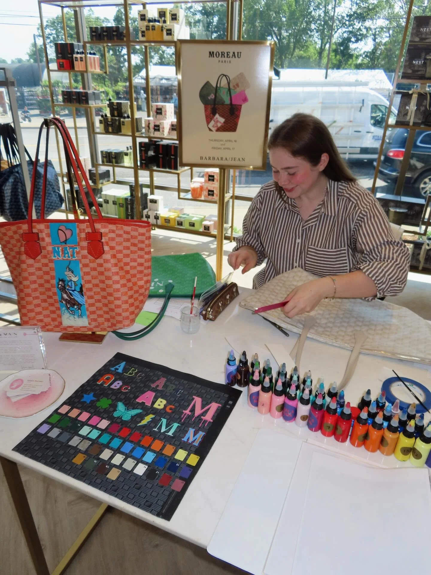 Our Moreau Paris hand painting event is officially underway 🎨✨

We&rsquo;re so excited to welcome Natalie, who will be with us today and tomorrow, bringing her artistry to life right in store. 

Stop by to have your bag painted or purchase a bag to 
