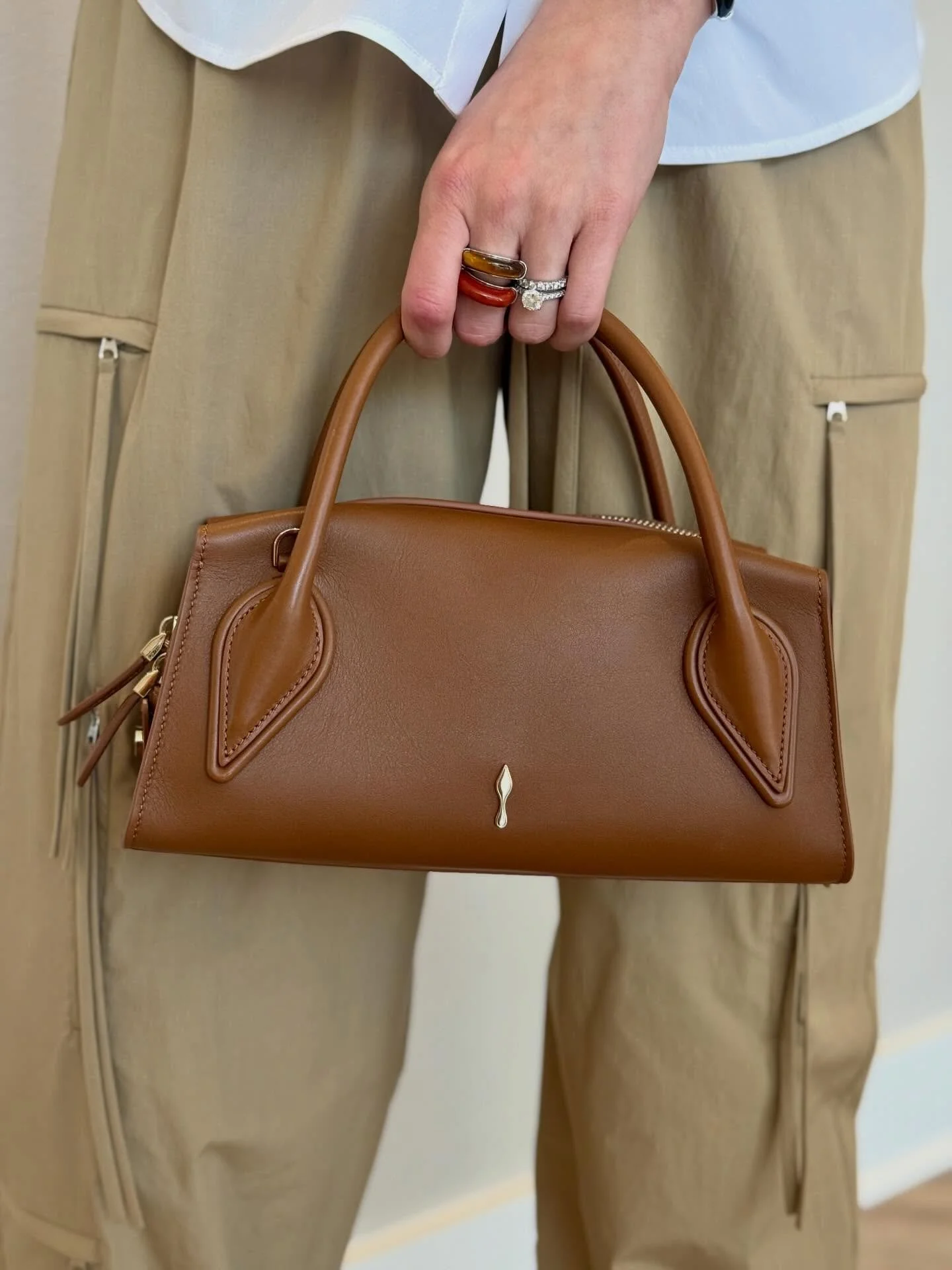 @christianlouboutin 🤎