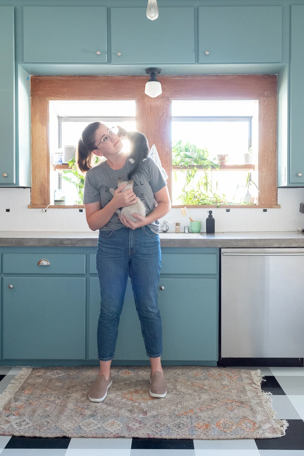 My Experience Fostering Kittens + Tips for Living With Cats