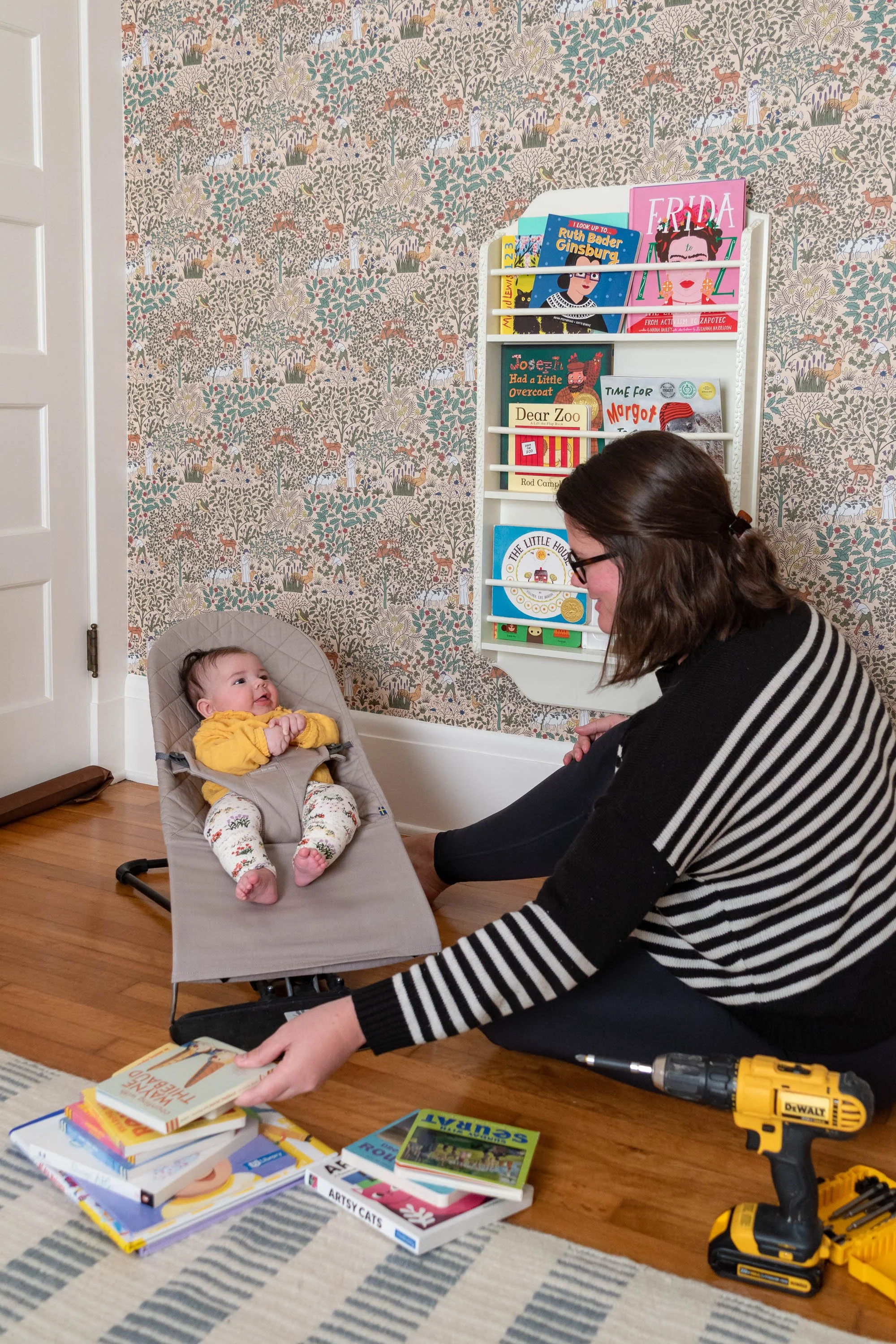 A Wall-Mounted Bookshelf in the Nursery + A Roundup Of Similar Ones