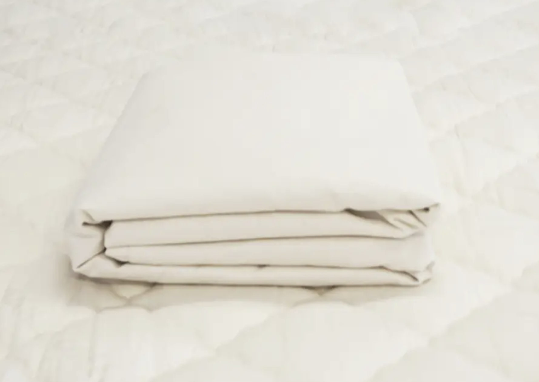 Cotton mattress protector