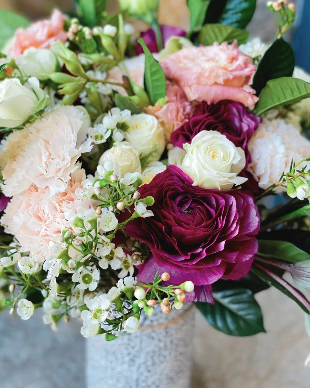 Check out our Subscription Services!⠀⠀⠀⠀⠀⠀⠀⠀⠀
Link in Bio. :) ⠀⠀⠀⠀⠀⠀⠀⠀⠀
Get your flowers delivered bi-weekly without worry or stress! Place an order and get flowers for 2 months with our subscription services! ⠀⠀⠀⠀⠀⠀⠀⠀⠀
Your choice of Florist Pick:⠀⠀