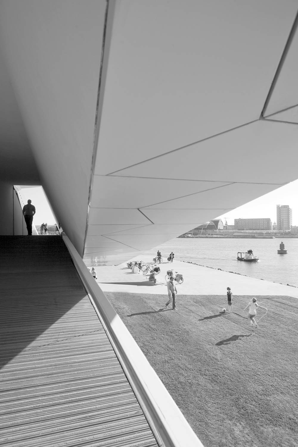 Delugan Meissl Associated Architects / EYE filmmuseum Amsterdam