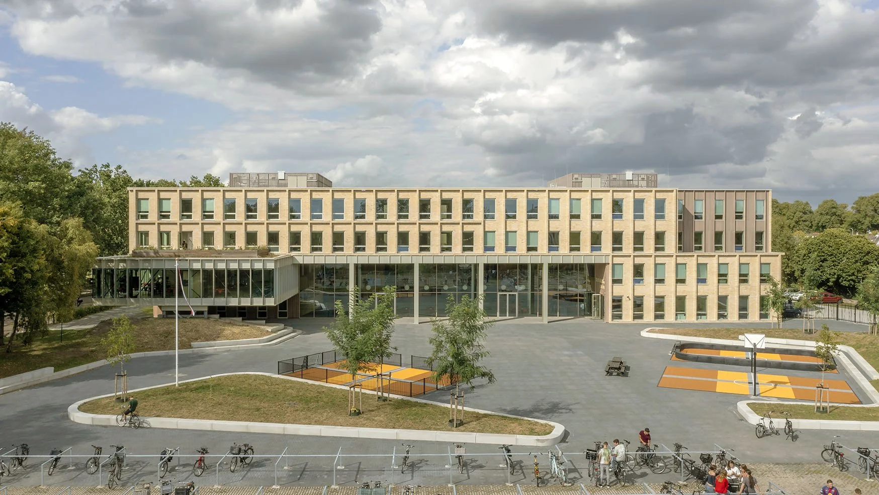 Atelier van Berlo & Ector Hoogstad Architecten
