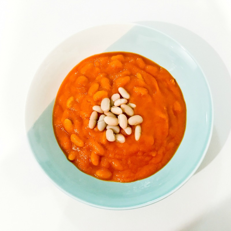 Roasted Tomato, Fennel & Capsicum Soup with White Beans