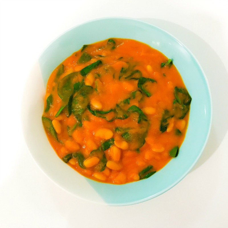Roasted Tomato, Capsicum & Fennel Soup with Spinach & White Beans