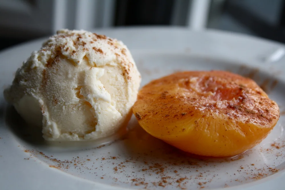 poached peaches