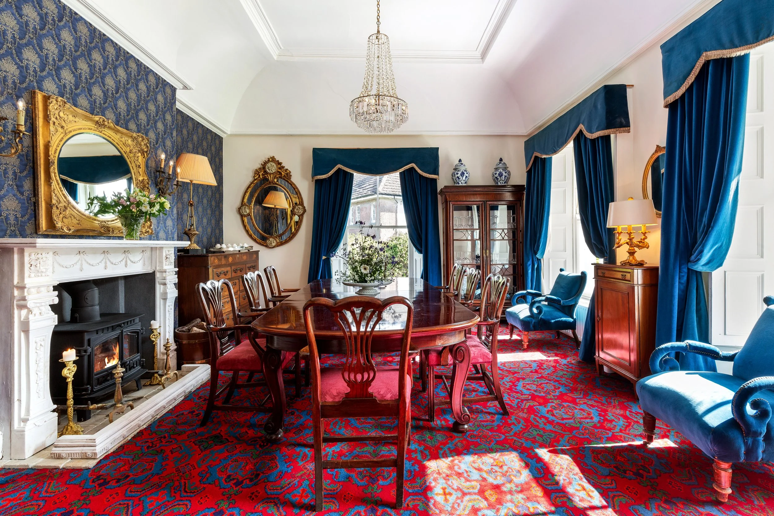 Dining romm three windows from main hallway - Copy.JPG