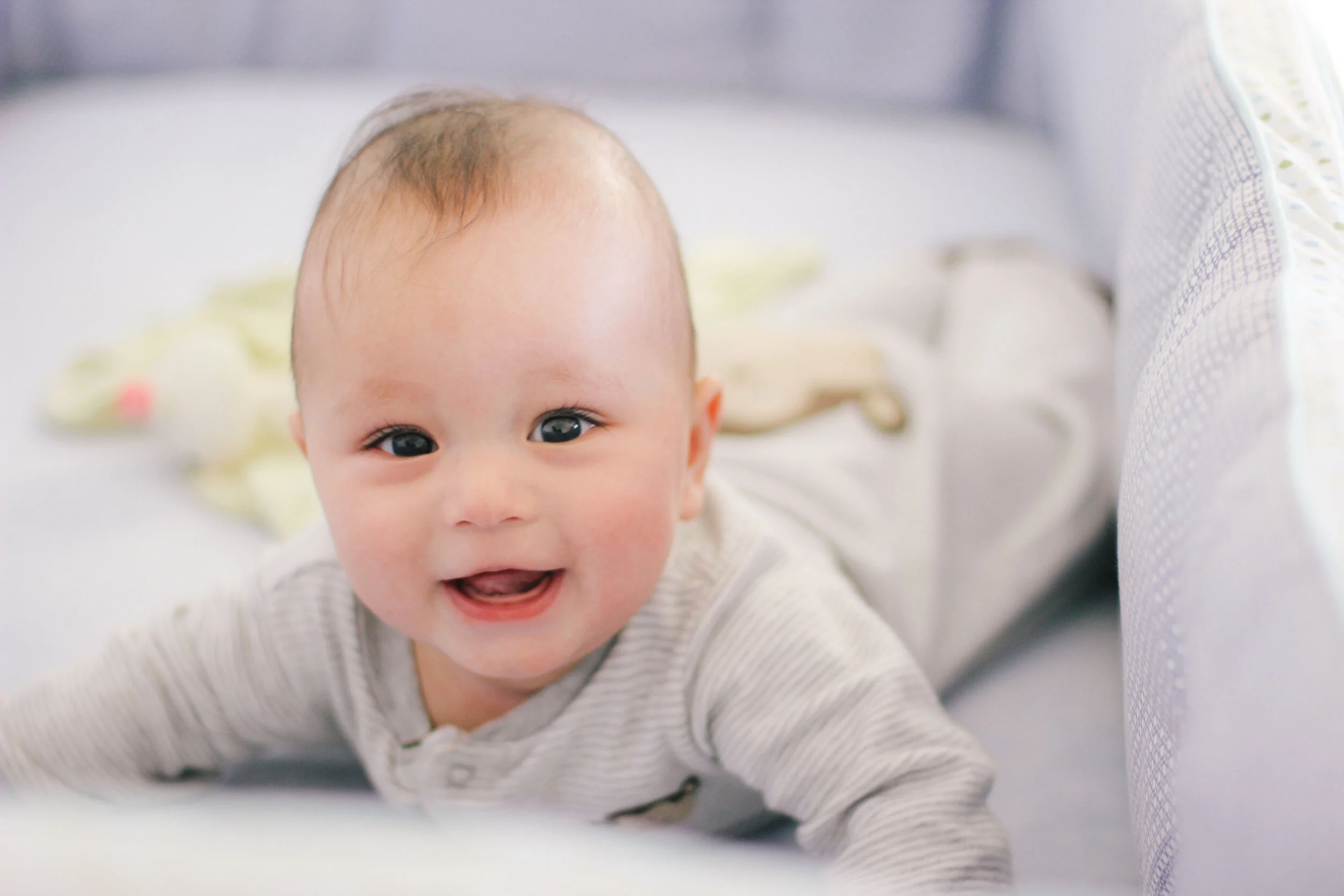 In home newborn photography.JPG