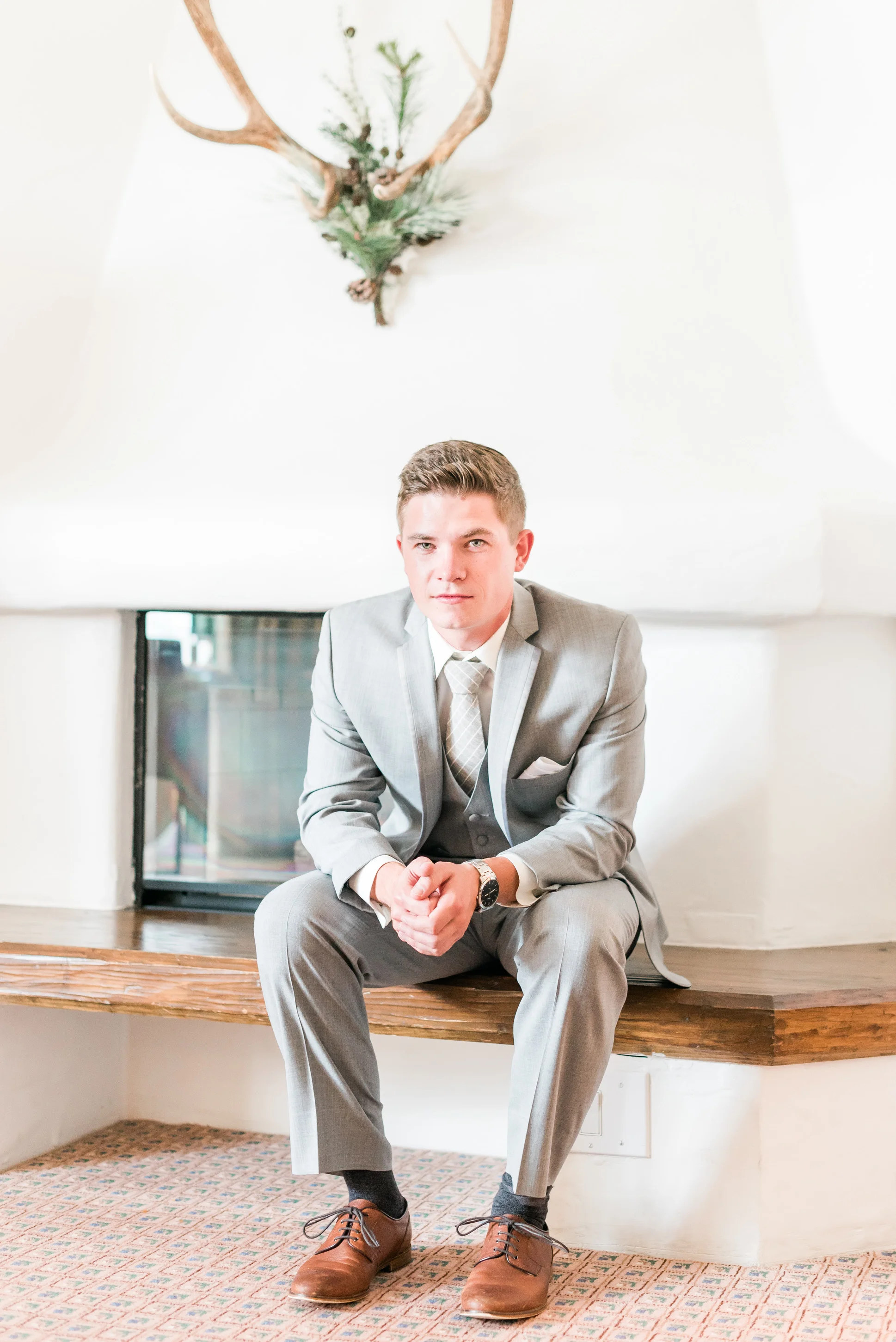 groom getting ready, wedding details, timeless wedding photography, photos to have your wedding photographer take, vail wedding