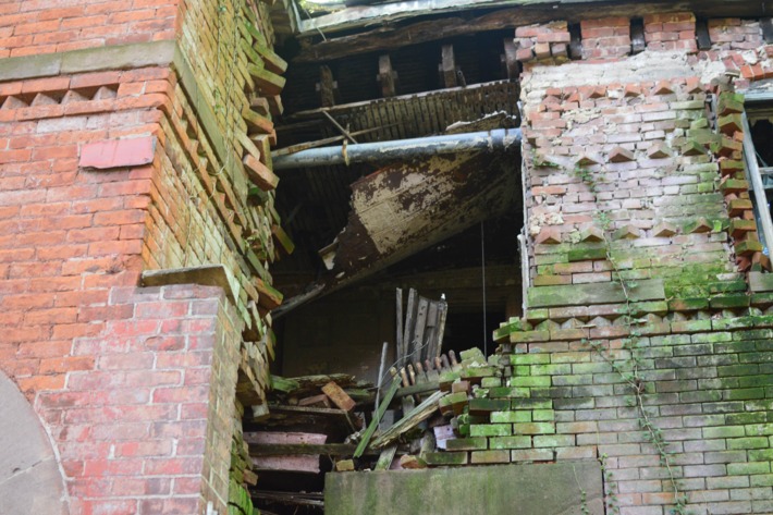  North Brother Island, also called Riverside Hospital, quarantined patients with everything from measles to yellow fever to tuberculosis. It was originally run by the Sisters of Charity.Photo: Jen Kirby/New York Magazine 