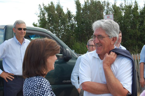  New York State Lieutenant Governor Kathy Hochul speaking with East Hampton Town Supervisor Larry Cantwell JON WINKLER  