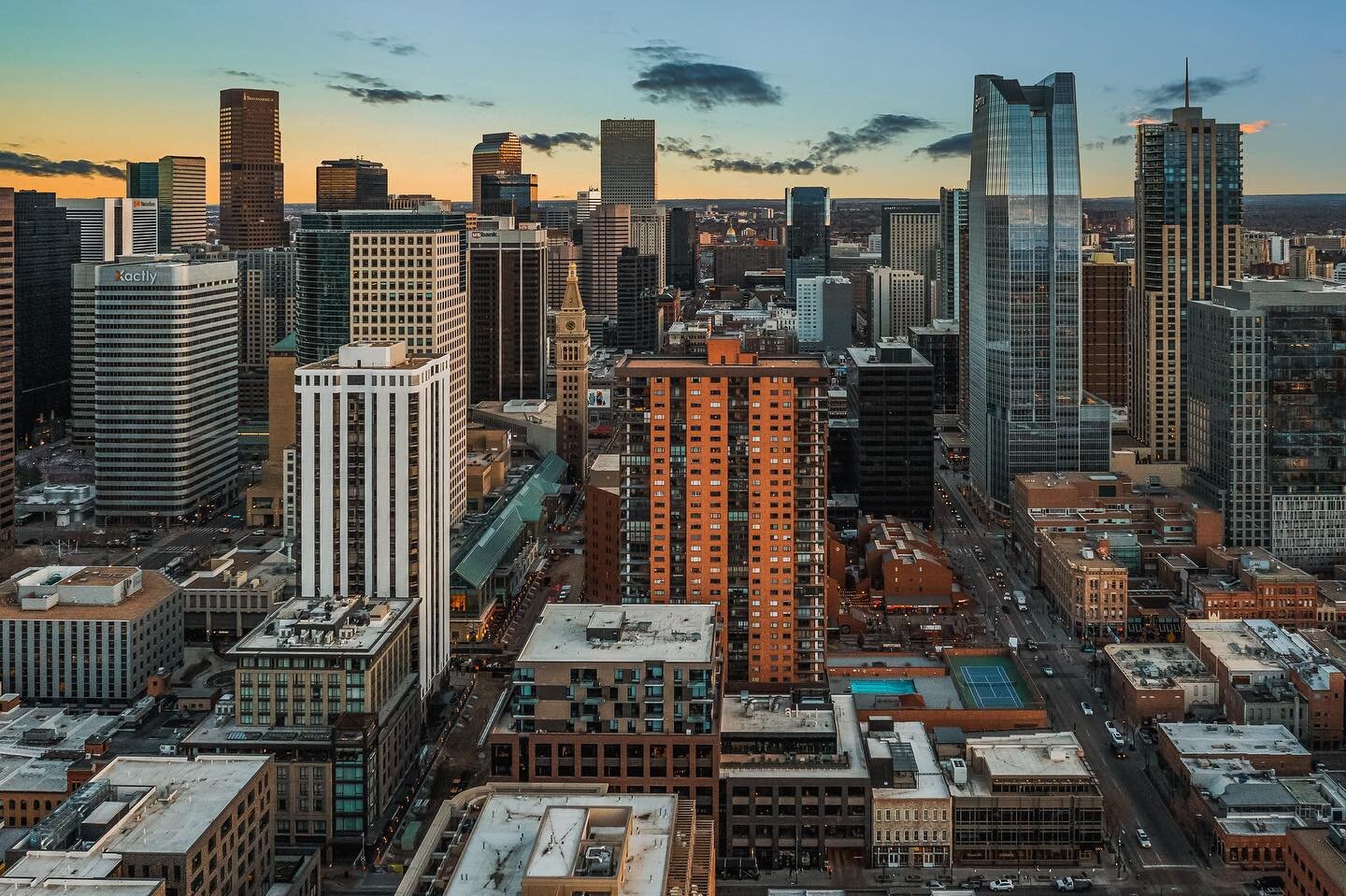 Larimer Place nestled perfectly into Denver&rsquo;s skyline. Aerial photo created for @elizabethmurphyrealestate and her beautiful downtown high rise listing. 1551 Larimer #1902 #realestatelisting #urbanliving #crashpad #denverlofts #downtownlife #de