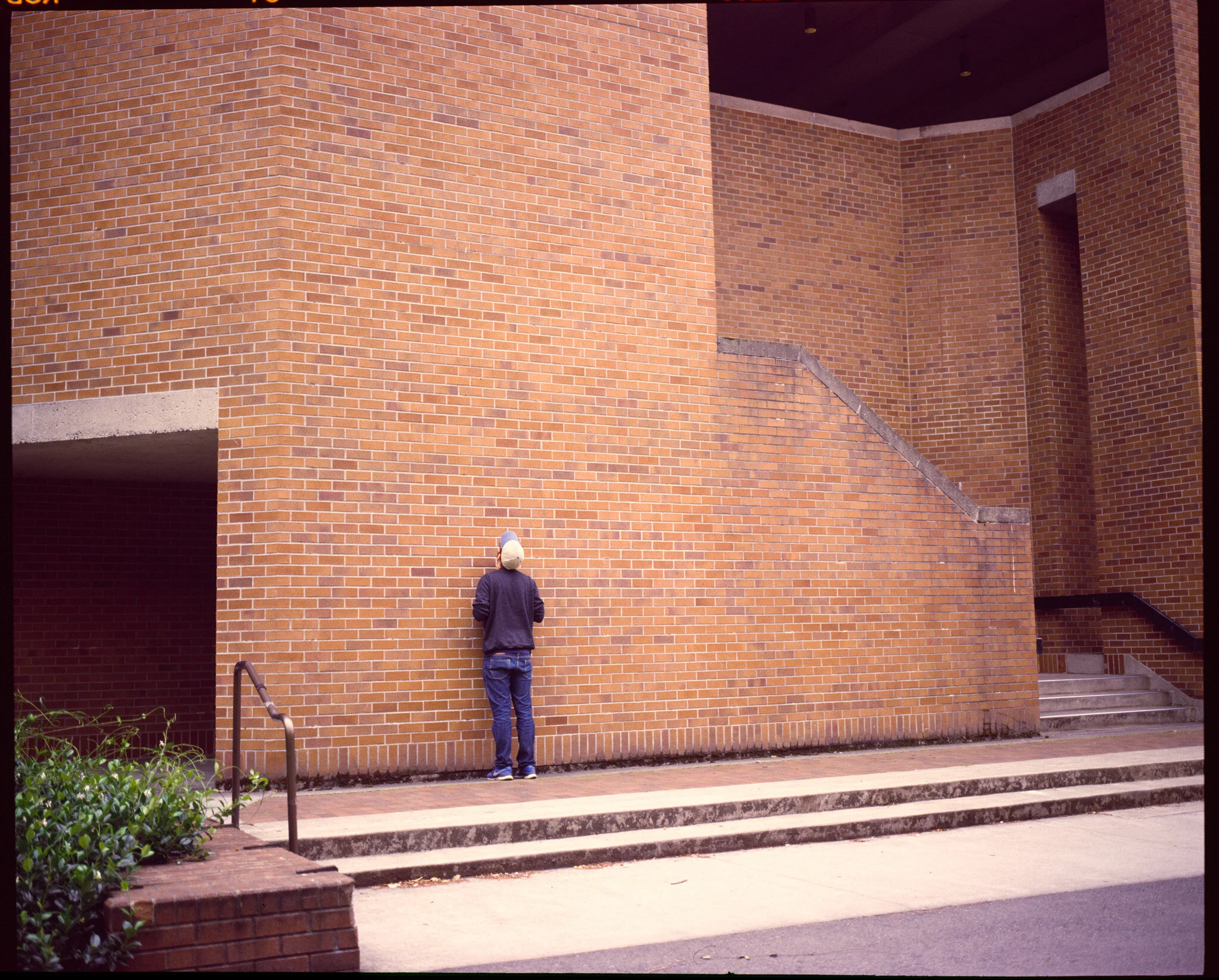 S100416_02.jpg