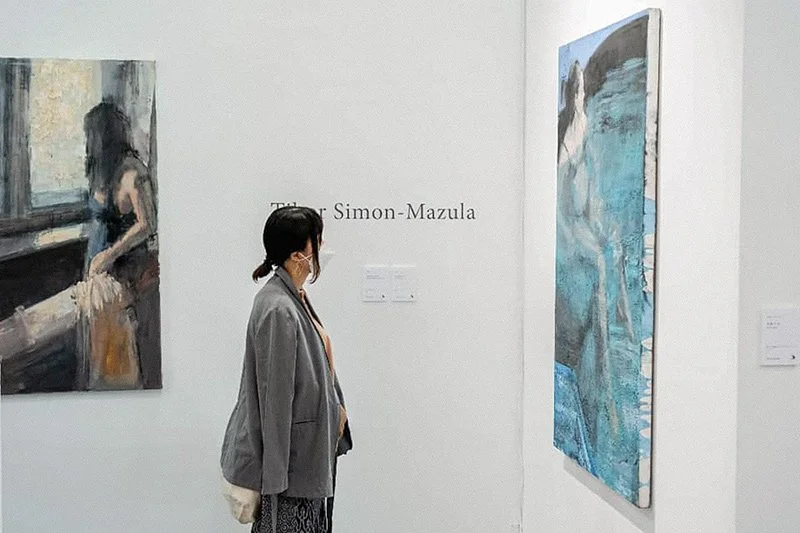 Installation view of paintings by Tibor Simon-Mazula at ART TAIPEI 2021, Hann Art Agency booth, Taipei World Trade Center.