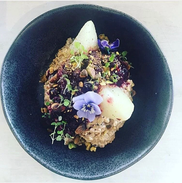 Not your average bowl of bircher! The wizards in the kitchen at @moby3143 have created this #chaiboychai infused bircher! Go say hi and treat yourself to a bowl 🤤