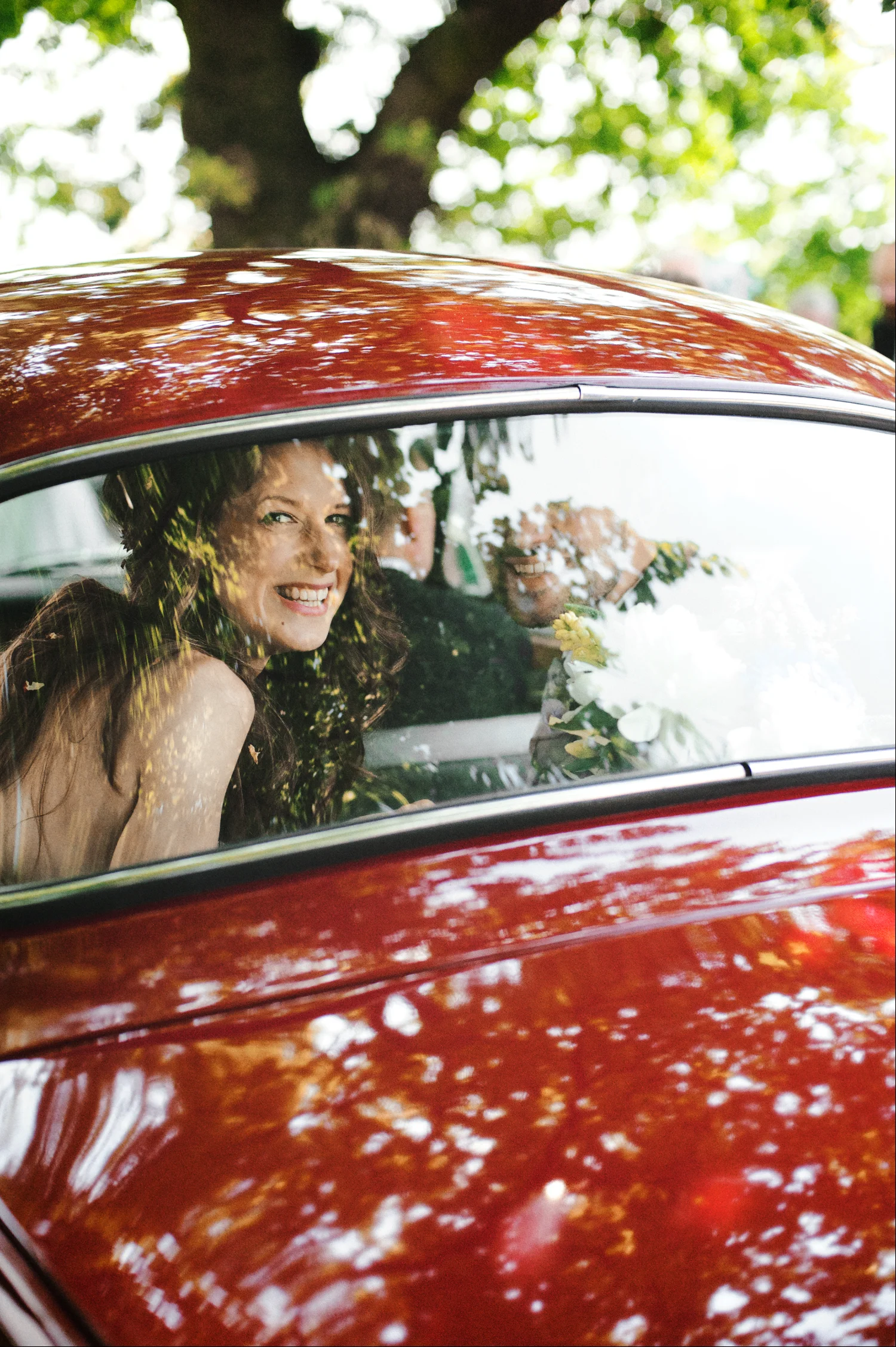 Tom & Lucca Wedding Photograph Middlesbrough Teesside Classic Car Smile