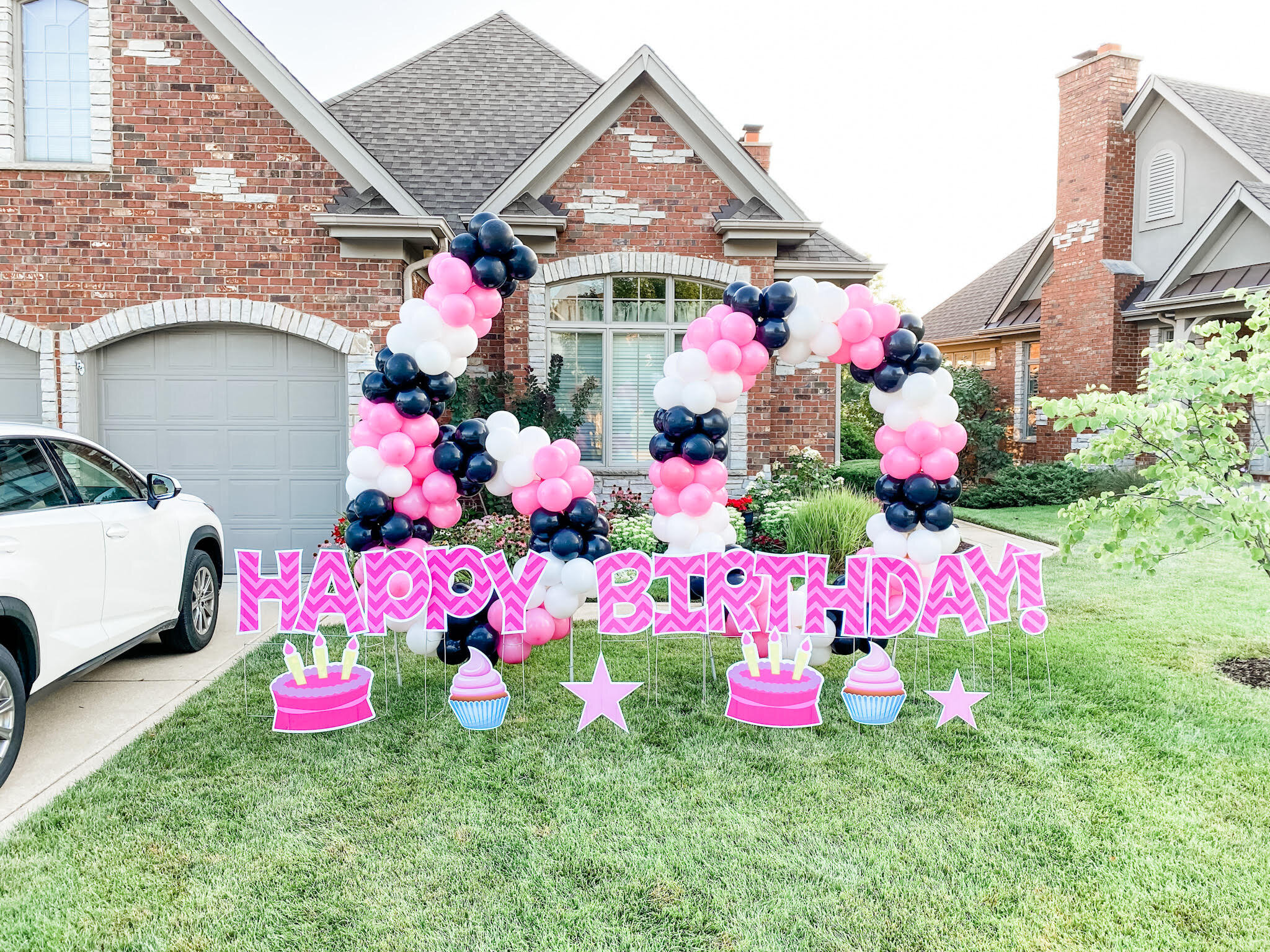 Birthday Yard Balloons &amp; Greetings