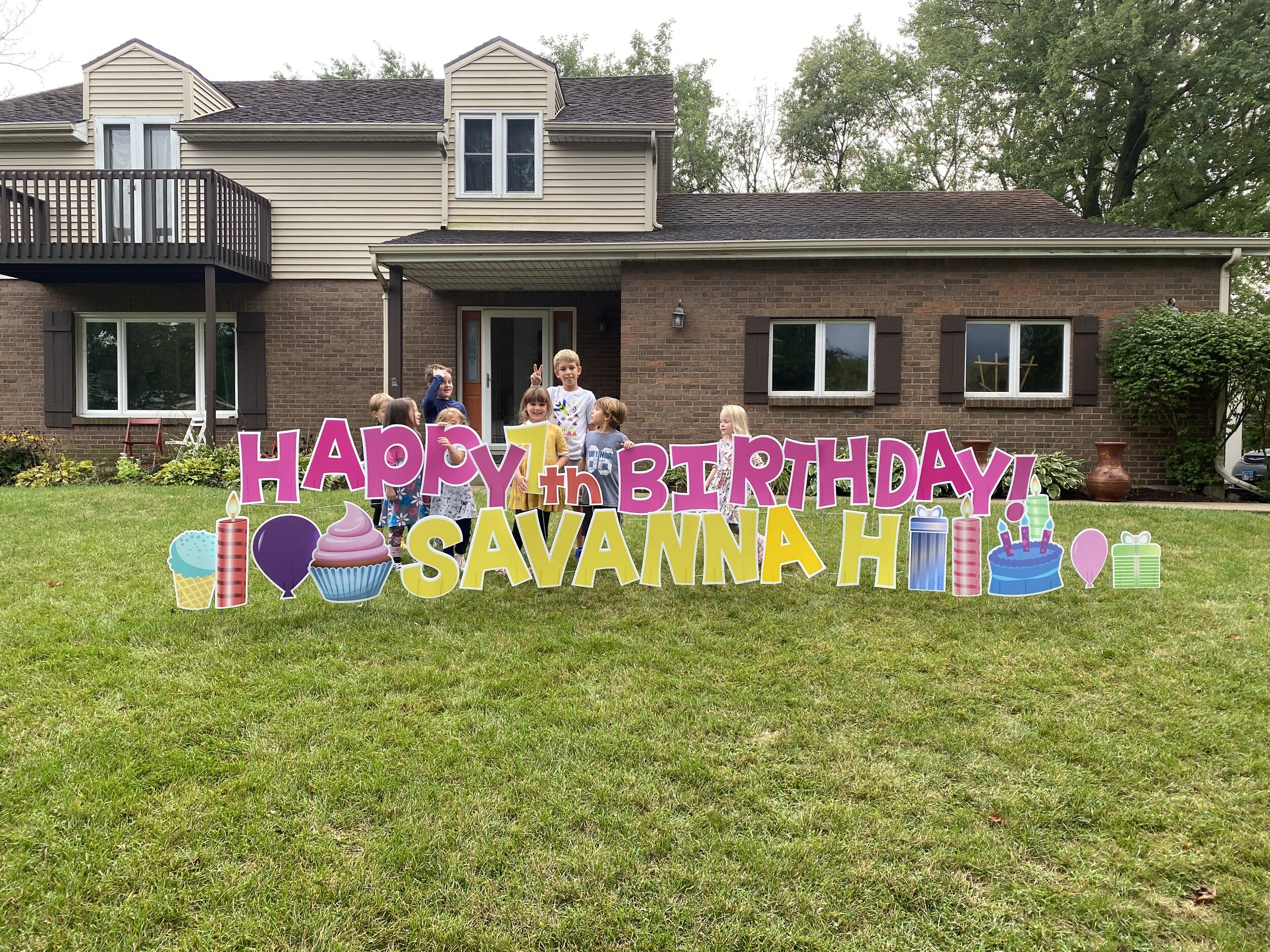 Yard Sign Greetings in Orland Park